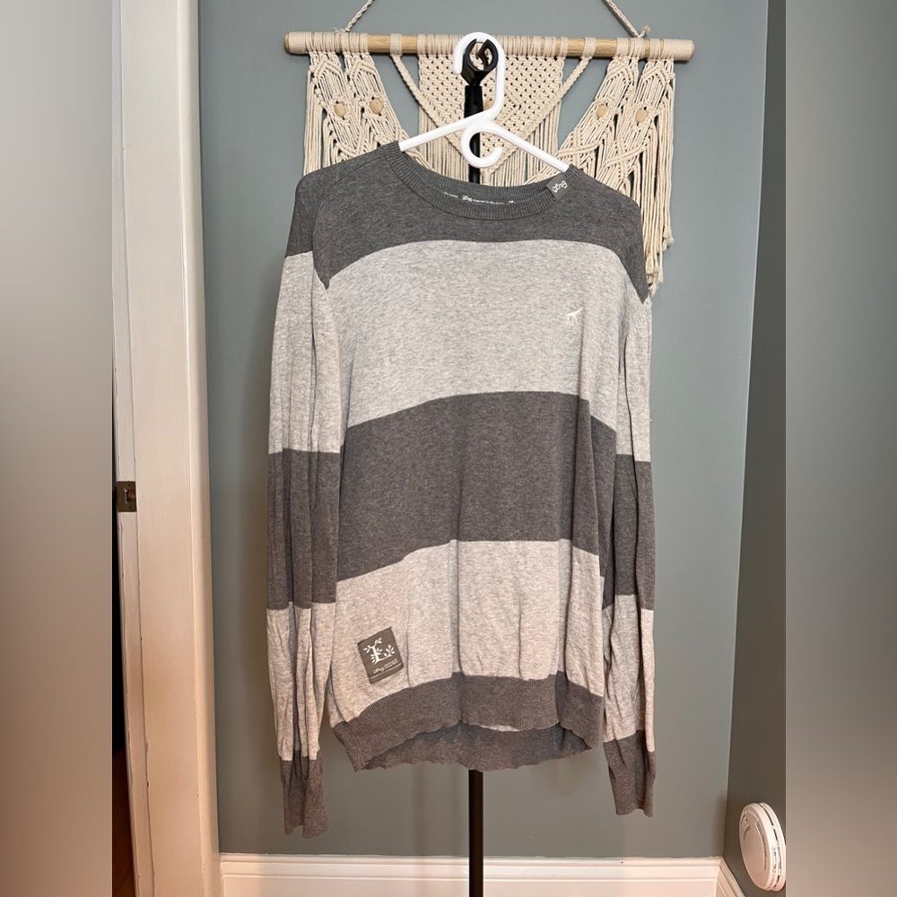 LRG XL MENS SWEATER STRIPED